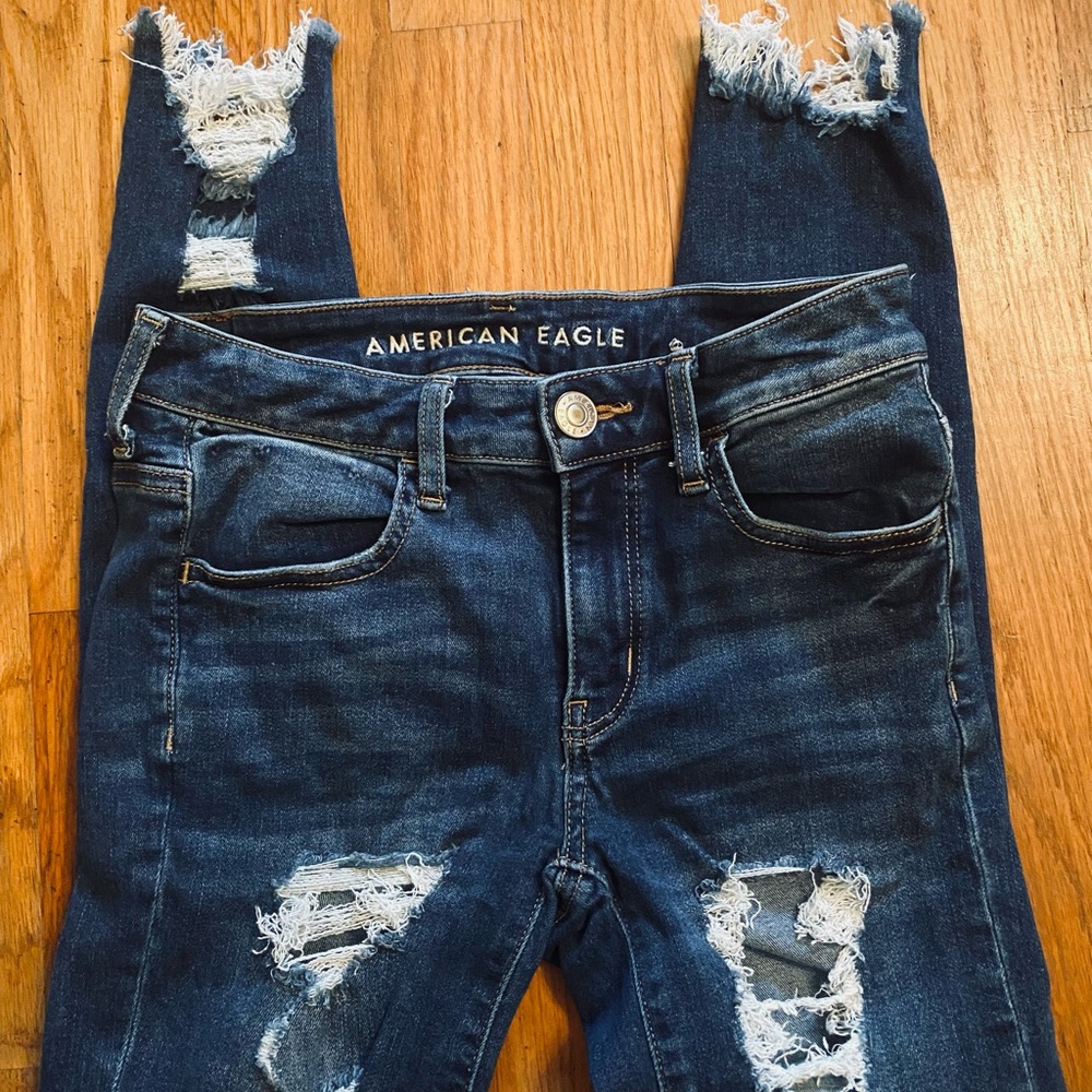 American Eagle ripped stretch jeans